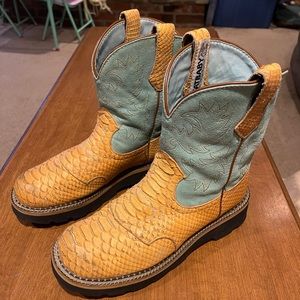 ARIAT Fatbaby boots woman's size 7.5B cowgirl